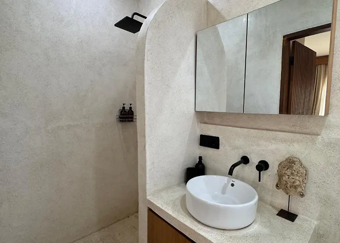 Aparthotel Regina 4*