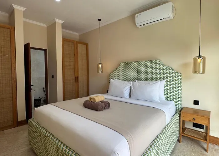 Regina Uluwatu